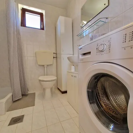 Apartment Dora