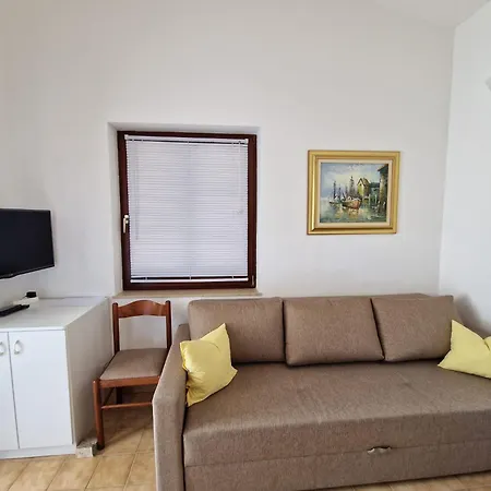Apartment Dora